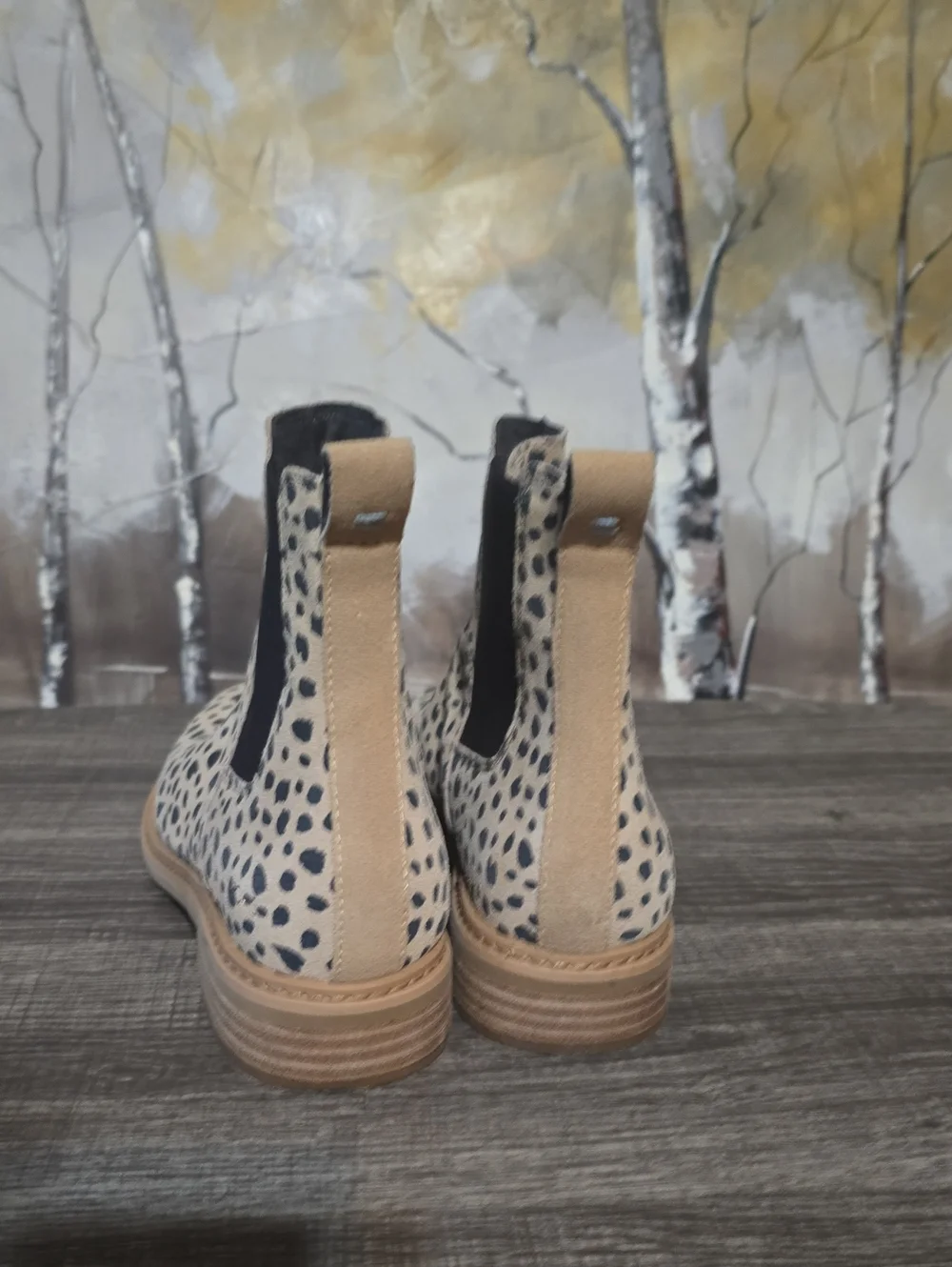 Tom's Women’s Beige Leopard Print Chelsea Boots